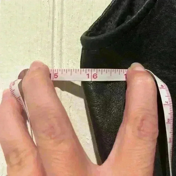 Sienna Studios Y2K leather zip front pocket vest sz. Med. bikercore goth punk - Picture 4 of 6